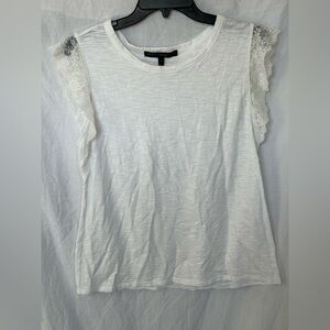 🌸 White House black market blouse 🌸